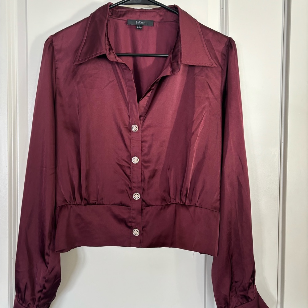 LuLu blouse.   Gorgeous color. Size Large